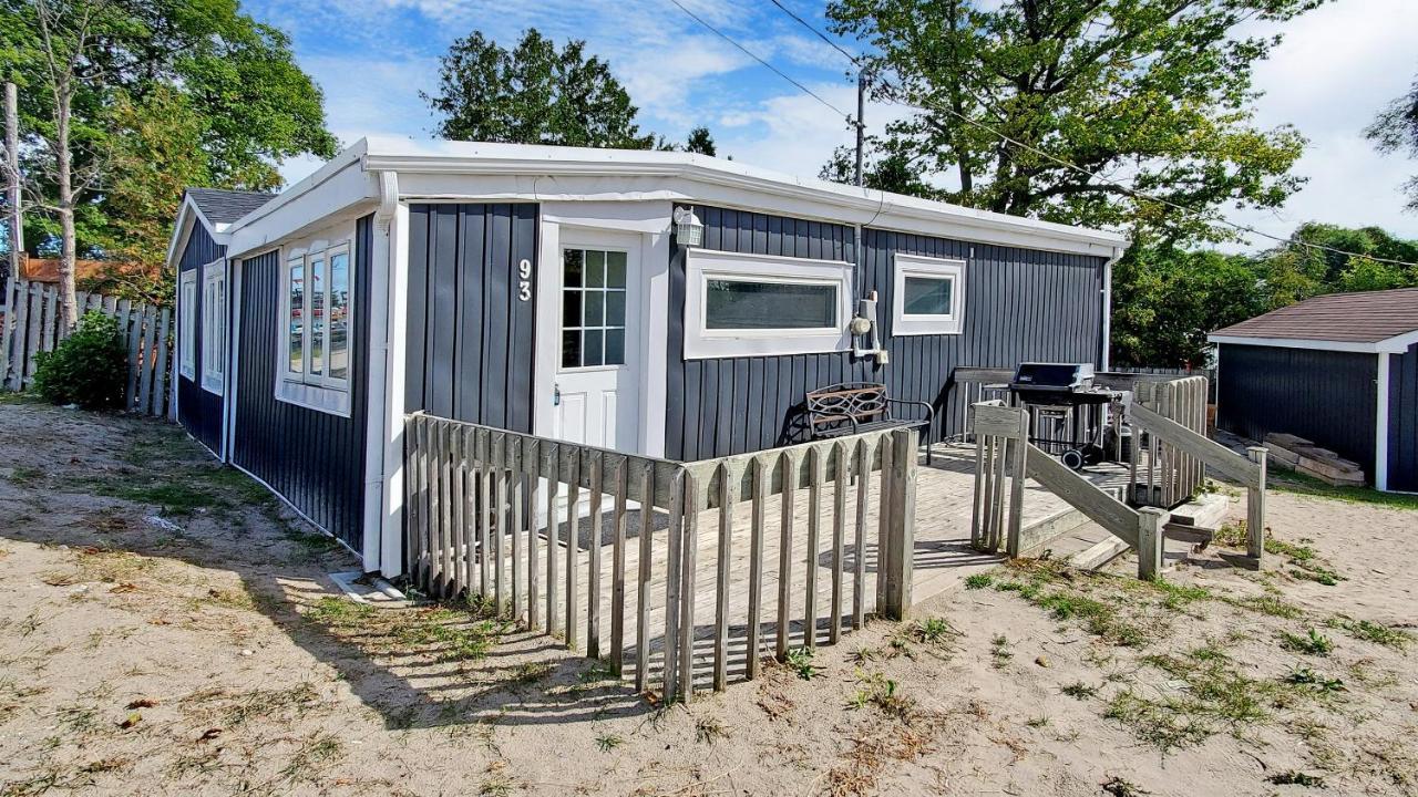 Main Beach River Retreat - Wasaga Beach 1 - Main Strip - 93 Mosley St Exterior photo