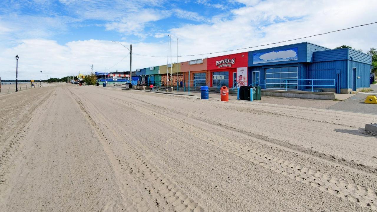Main Beach River Retreat - Wasaga Beach 1 - Main Strip - 93 Mosley St Exterior photo